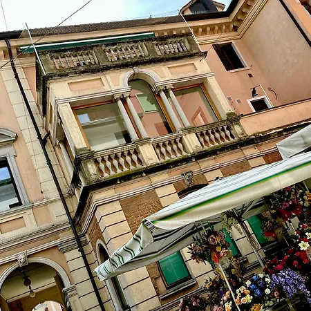La Loggia Residenza Di Charme *